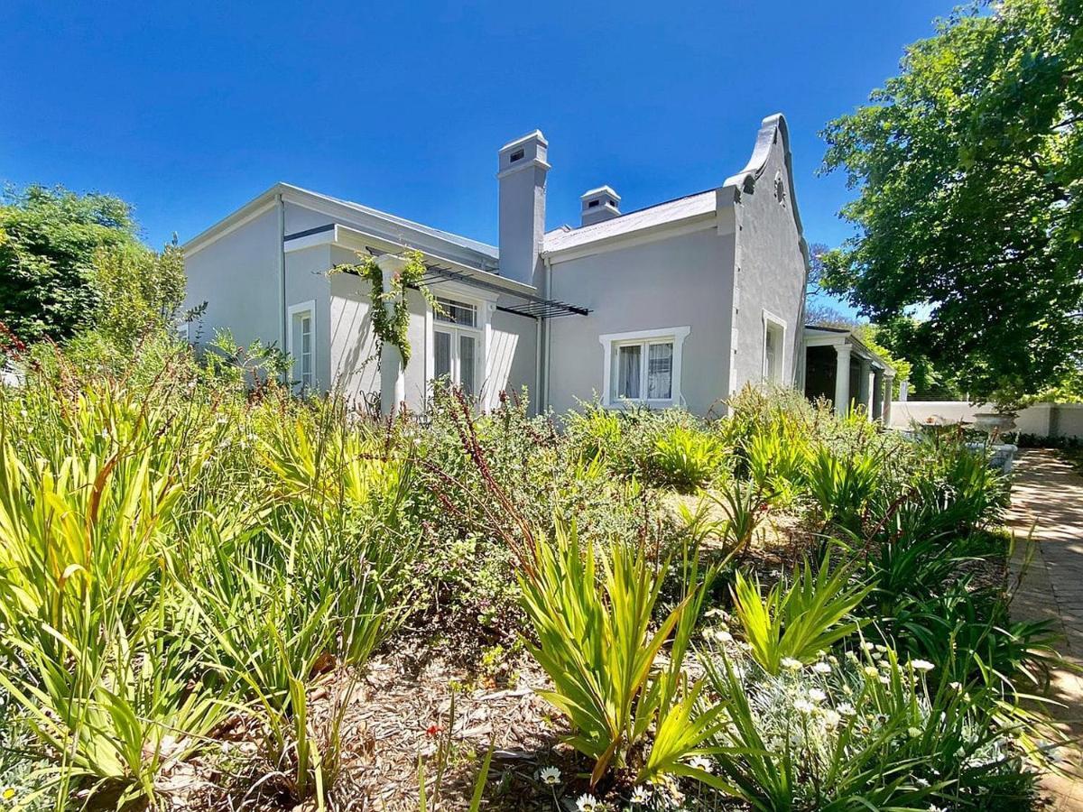 סטלנבוש Banhoek Corner Guesthouse מראה חיצוני תמונה